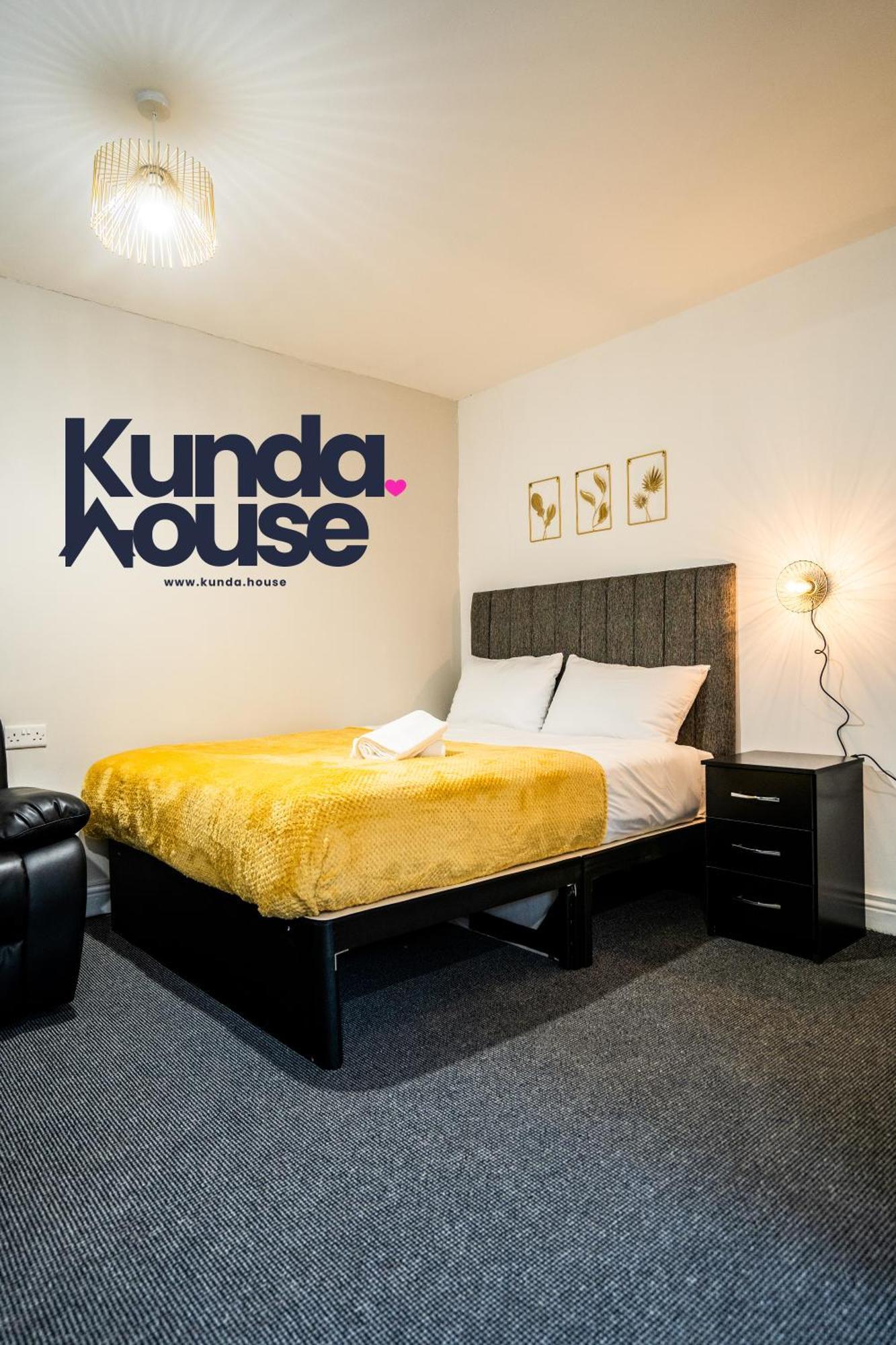 Kunda House In Tyseley Apartment Birmingham Exterior photo